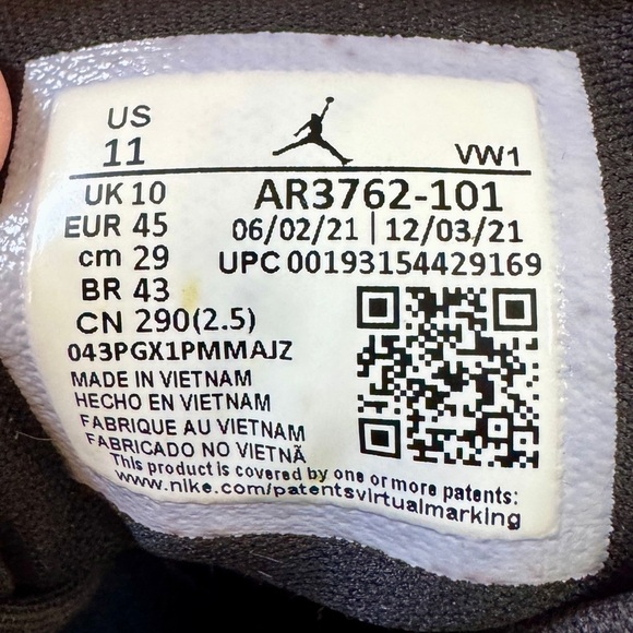 Air Jordan 1 Mid White Black Men’s Size 11 - Picture 8 of 8